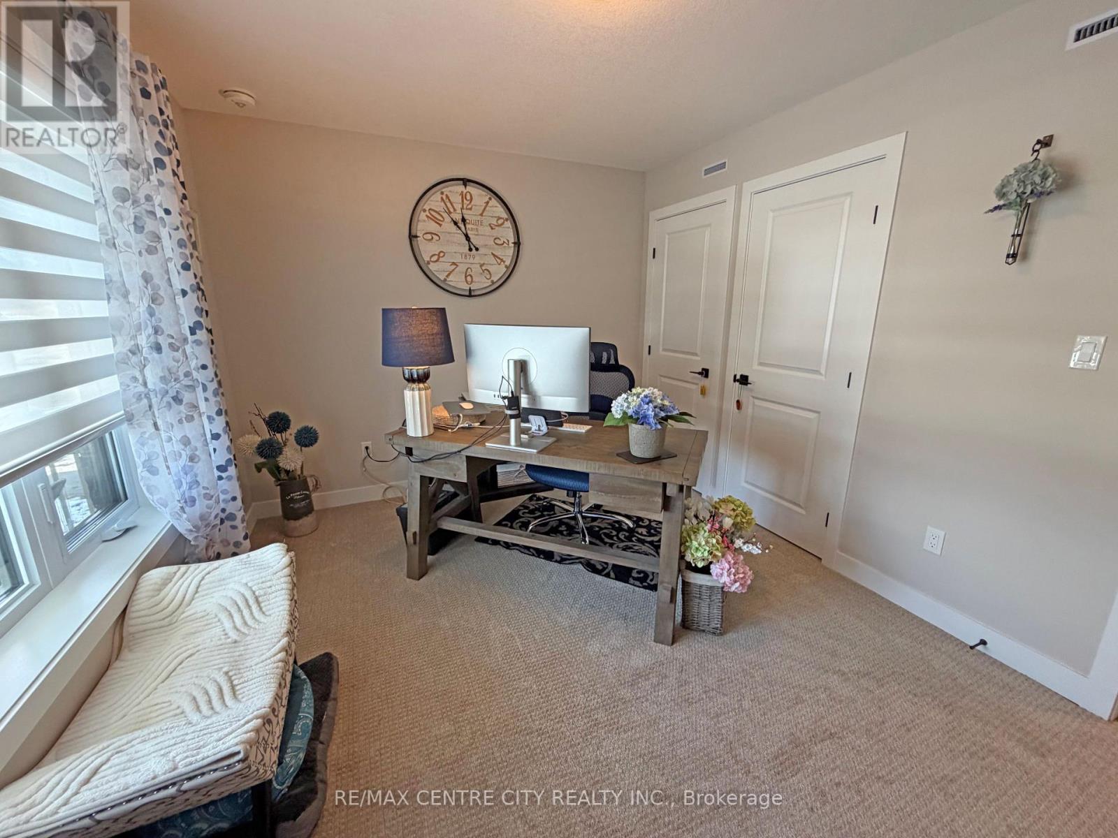 46 Snowy Owl Trail, Central Elgin, Ontario  N5R 0M6 - Photo 35 - X12827918