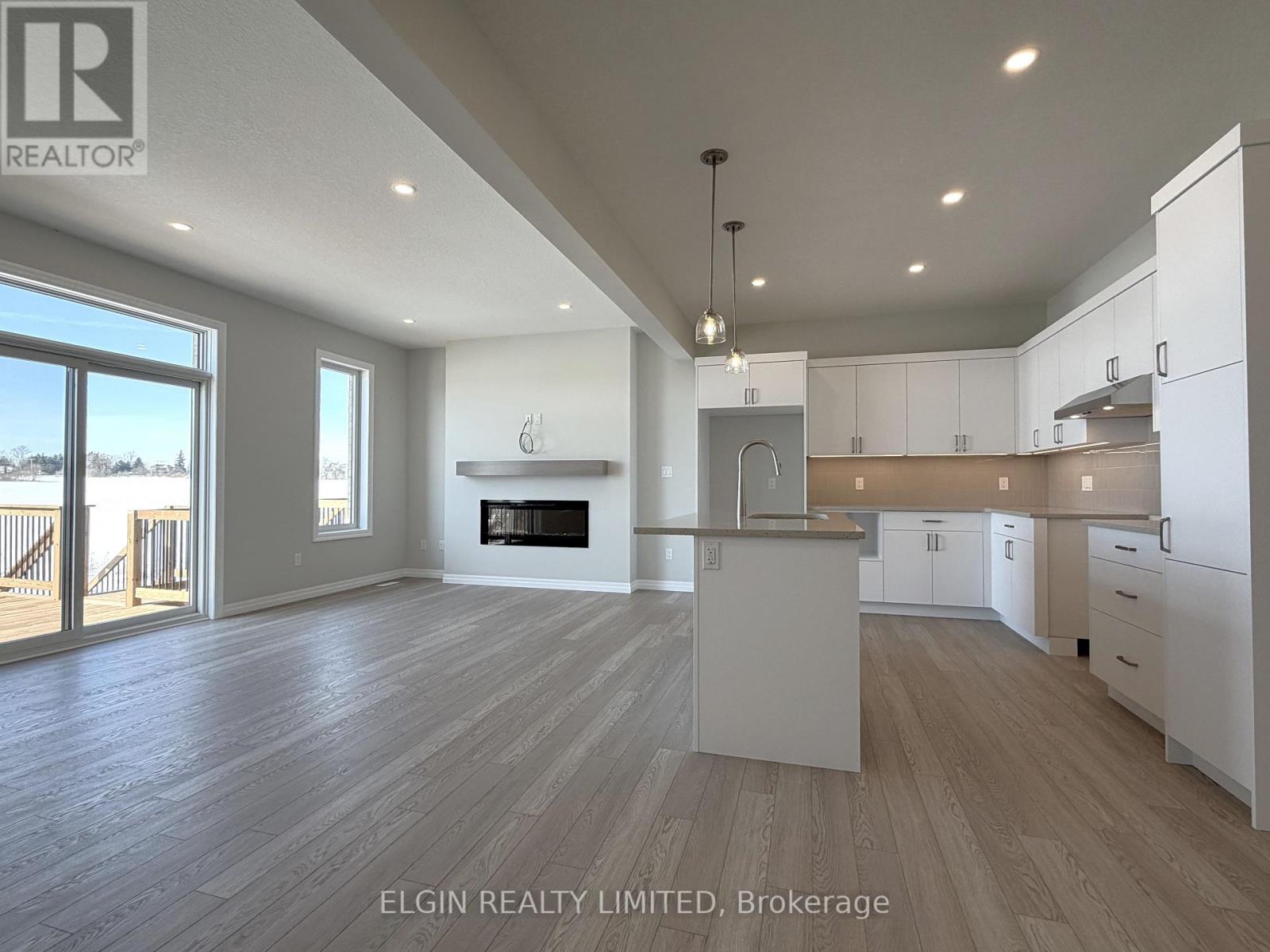 53 Woodcock Drive, Tillsonburg, Ontario  N4G 0L9 - Photo 12 - X12827940