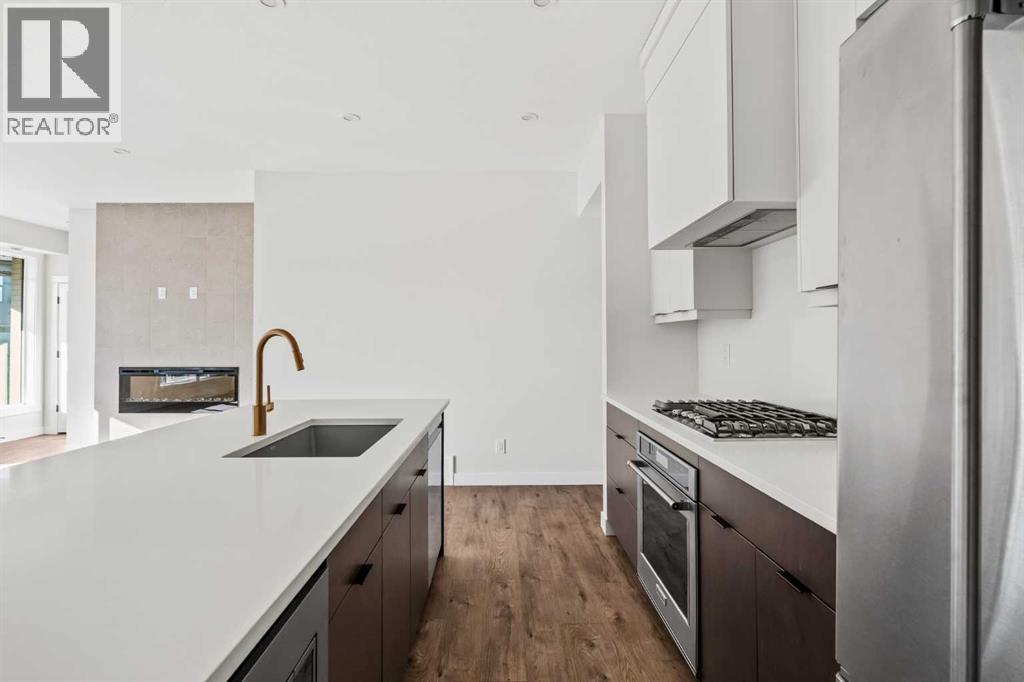 609 Sovereign Common Sw, Calgary, Alberta  T3C 3Y3 - Photo 10 - A2286298