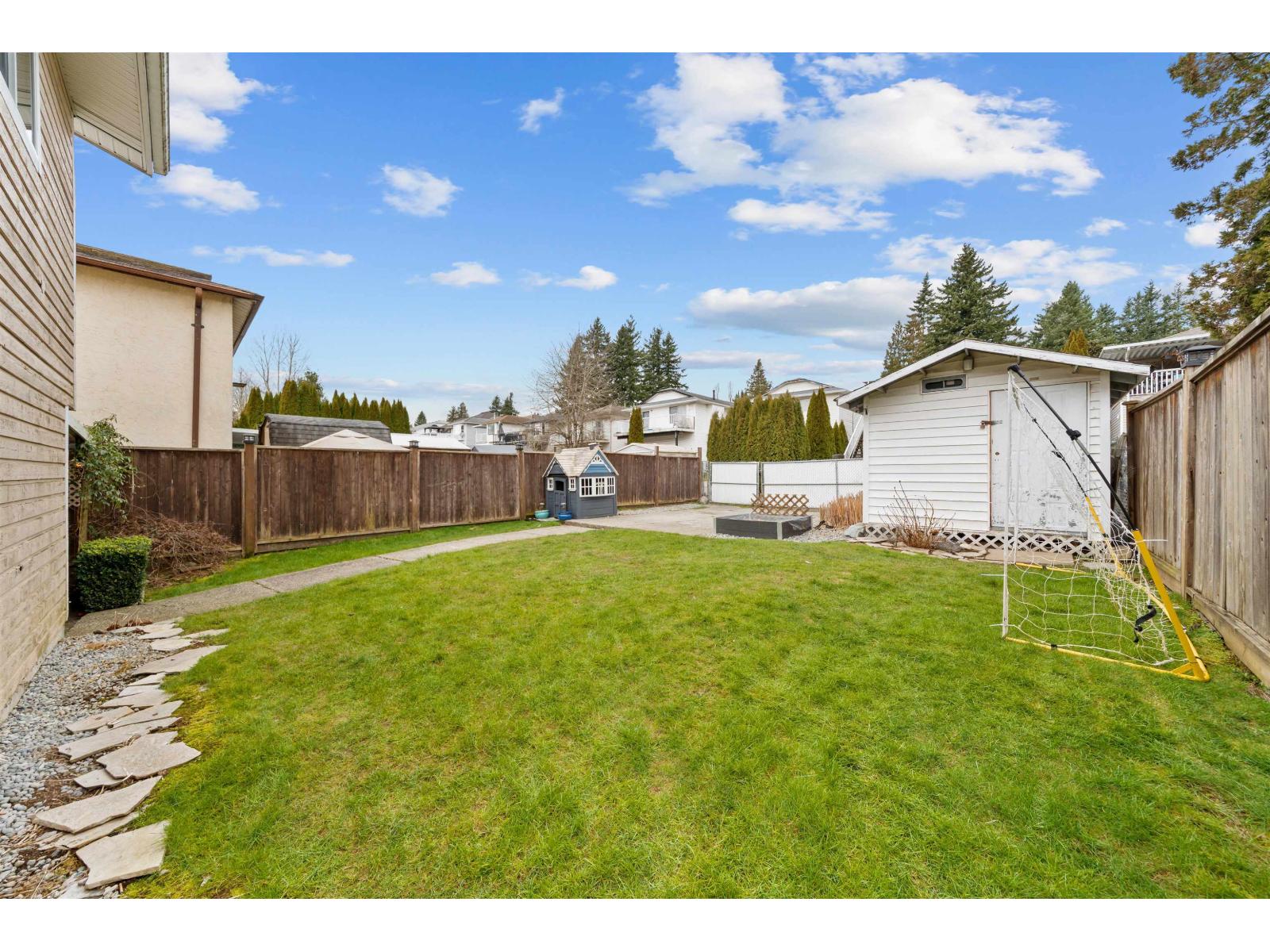 33139 Myrtle Avenue, Mission, British Columbia  V2V 4R6 - Photo 34 - R3094231