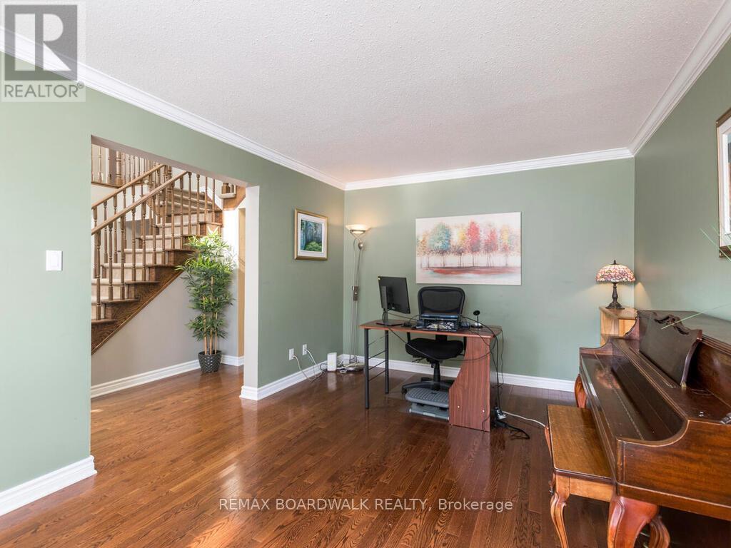 182 Palomino Drive, Ottawa, Ontario  K2M 1P2 - Photo 16 - X12827904