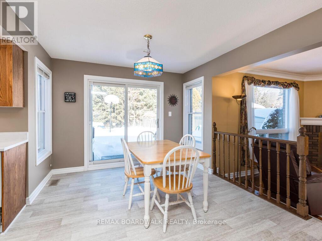 182 Palomino Drive, Ottawa, Ontario  K2M 1P2 - Photo 22 - X12827904