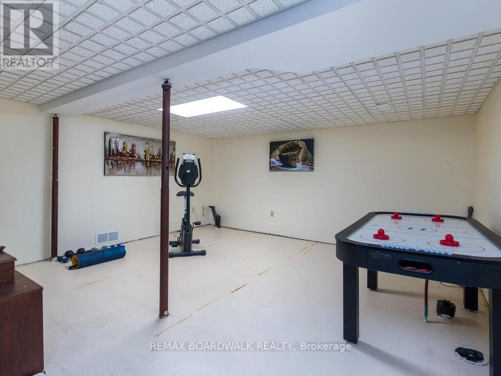 182 Palomino Drive, Ottawa, Ontario  K2M 1P2 - Photo 36 - X12827904