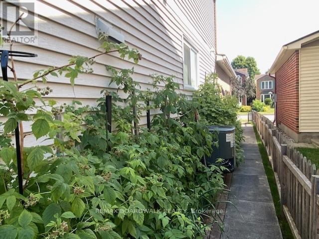 182 Palomino Drive, Ottawa, Ontario  K2M 1P2 - Photo 47 - X12827904