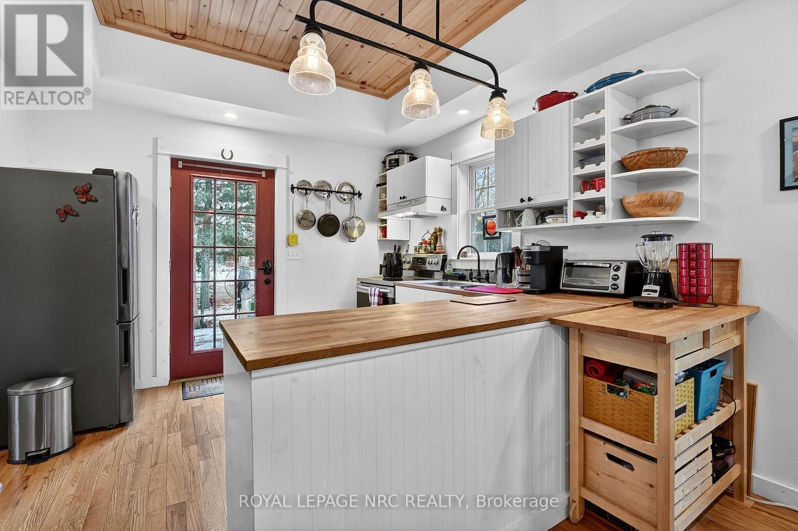 276 Elmwood Avenue, Fort Erie, Ontario  L0S 1B0 - Photo 11 - X12827862