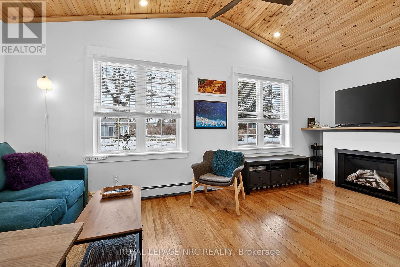 276 Elmwood Avenue, Fort Erie, Ontario  L0S 1B0 - Photo 5 - X12827862