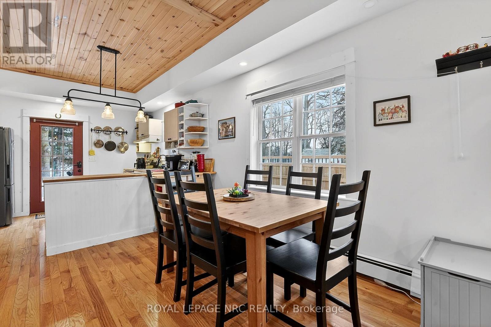 276 Elmwood Avenue, Fort Erie, Ontario  L0S 1B0 - Photo 9 - X12827862