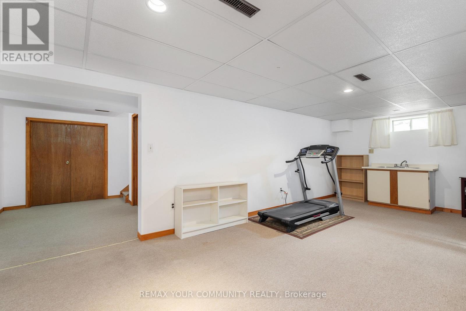 28 Camrose Drive, Georgina, Ontario  L4P 3L6 - Photo 32 - N12827784