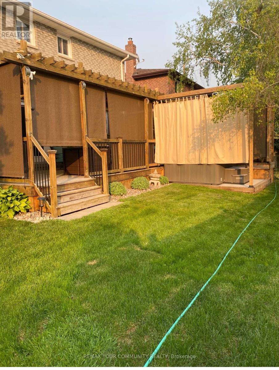 28 Camrose Drive, Georgina, Ontario  L4P 3L6 - Photo 41 - N12827784