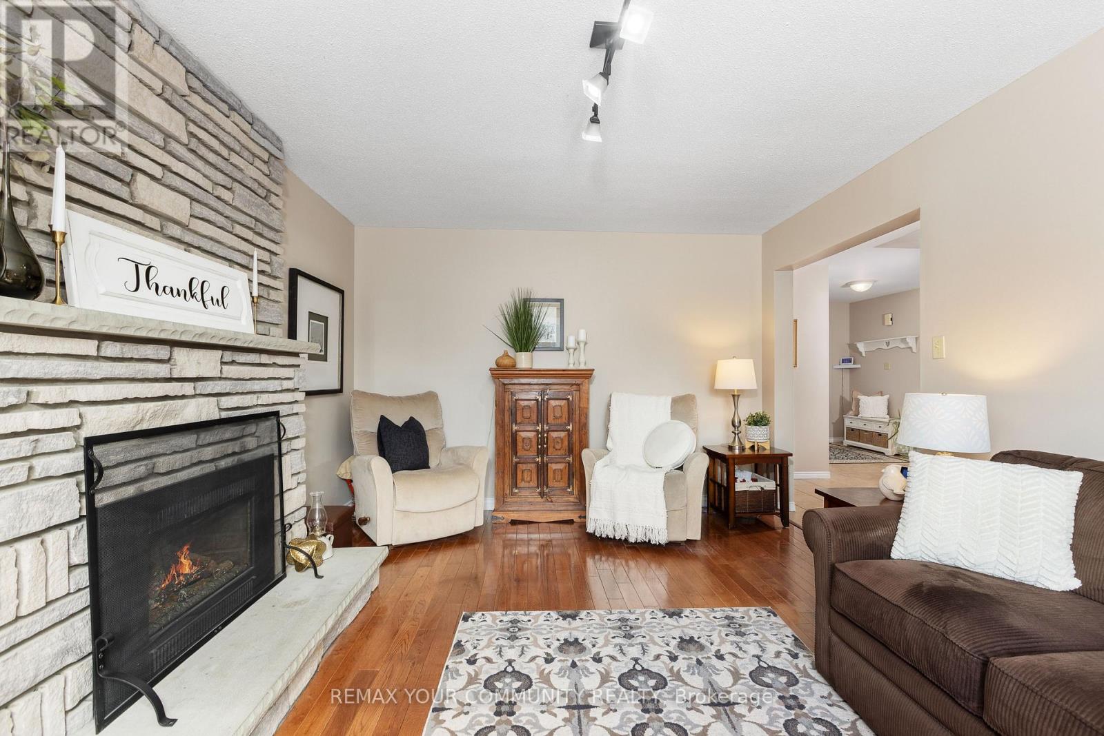 28 Camrose Drive, Georgina, Ontario  L4P 3L6 - Photo 20 - N12827784