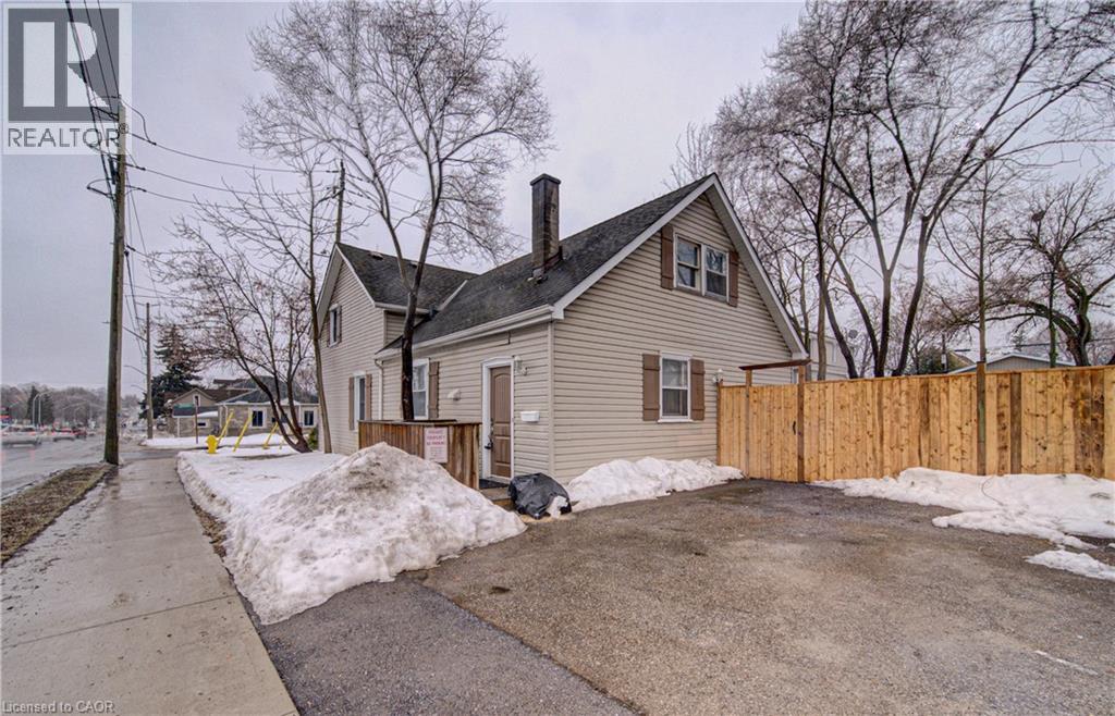 186 Wellington Street, Cambridge, Ontario  N1R 3Z3 - Photo 4 - 40802473