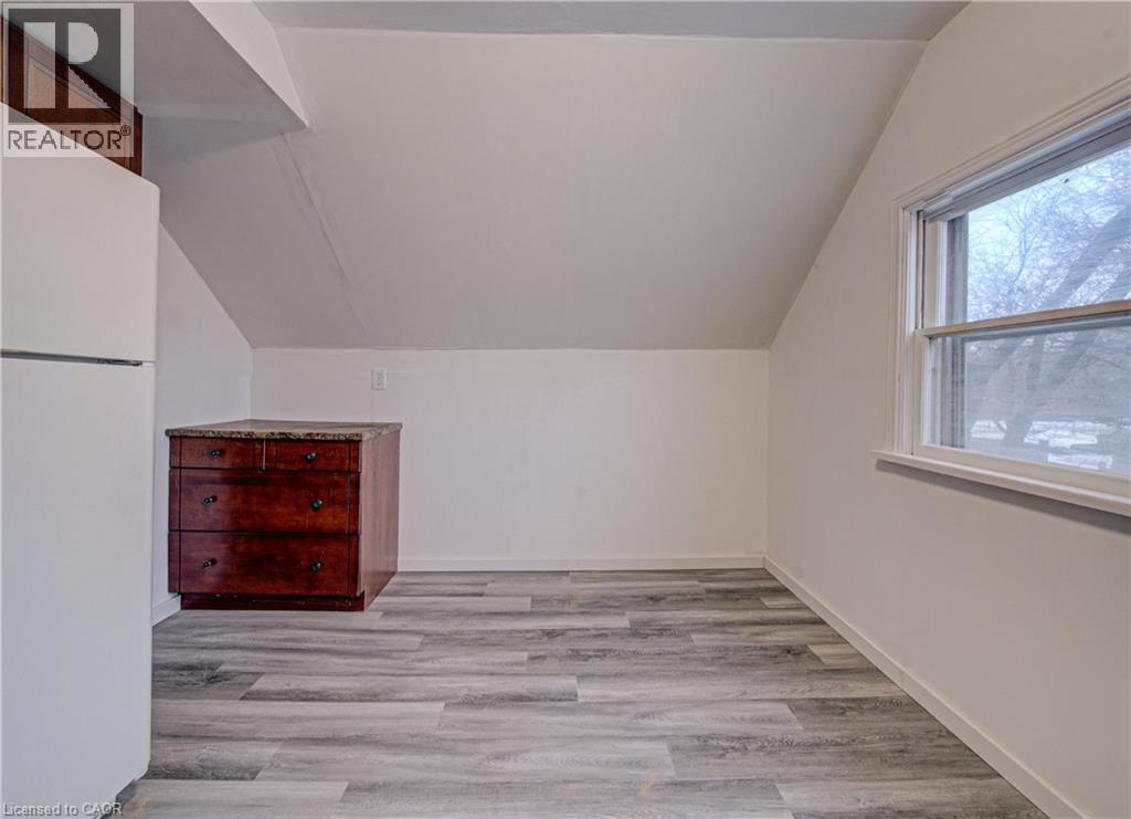 186 Wellington Street, Cambridge, Ontario  N1R 3Z3 - Photo 19 - 40802473