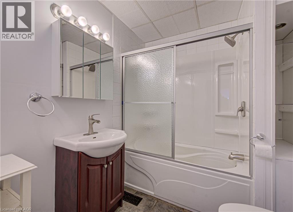 186 Wellington Street, Cambridge, Ontario  N1R 3Z3 - Photo 30 - 40802492