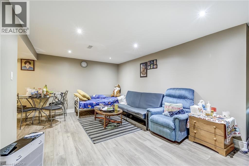 5446 Calvert Place, Burlington, Ontario  L7L 3H7 - Photo 17 - 40764146