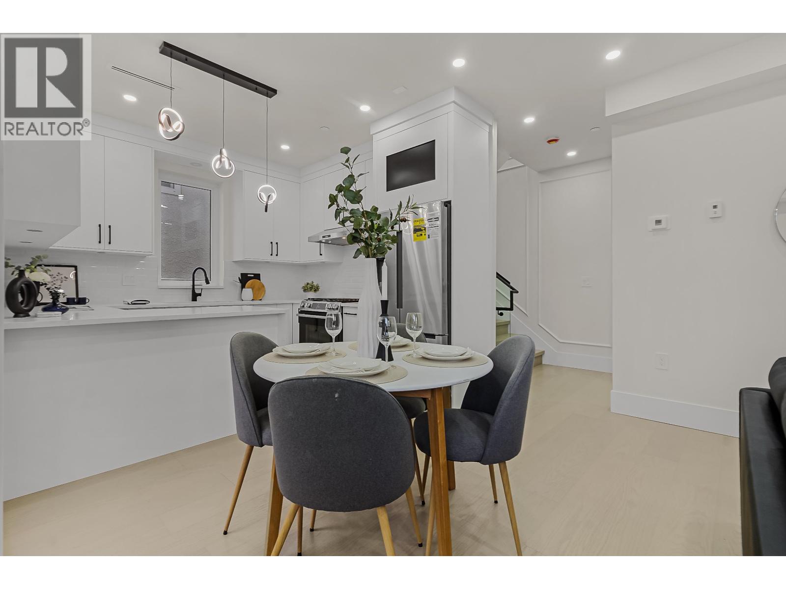 583 E 60th Avenue, Vancouver, British Columbia  V5X 2A2 - Photo 4 - R3094047