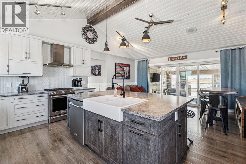 222081 Range Road 253, Rural Wheatland County, Alberta  T0J 0M0 - Photo 6 - A2287719