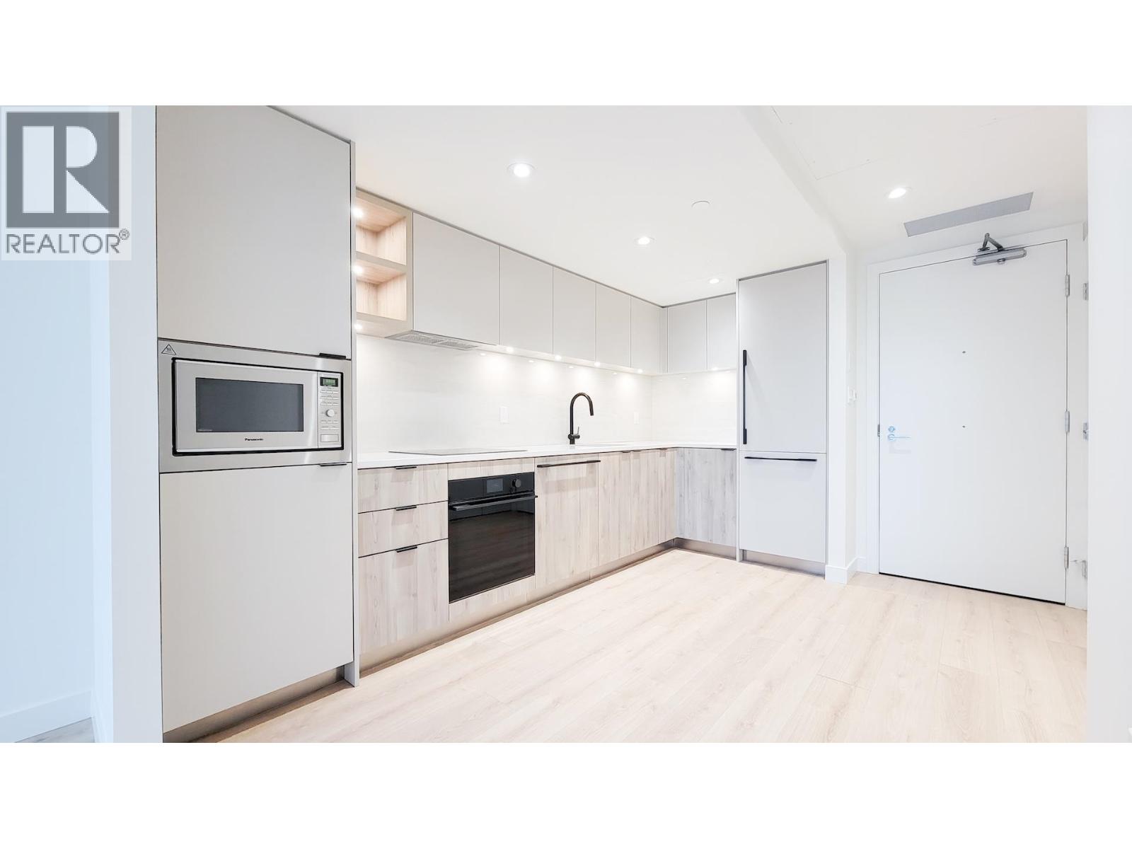 327 755 Harbourside Drive, North Vancouver, British Columbia  V7P 0G1 - Photo 7 - R3093917