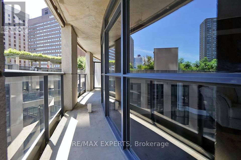 507 - 21 Carlton Street, Toronto, Ontario  M5B 1L3 - Photo 3 - C12827868