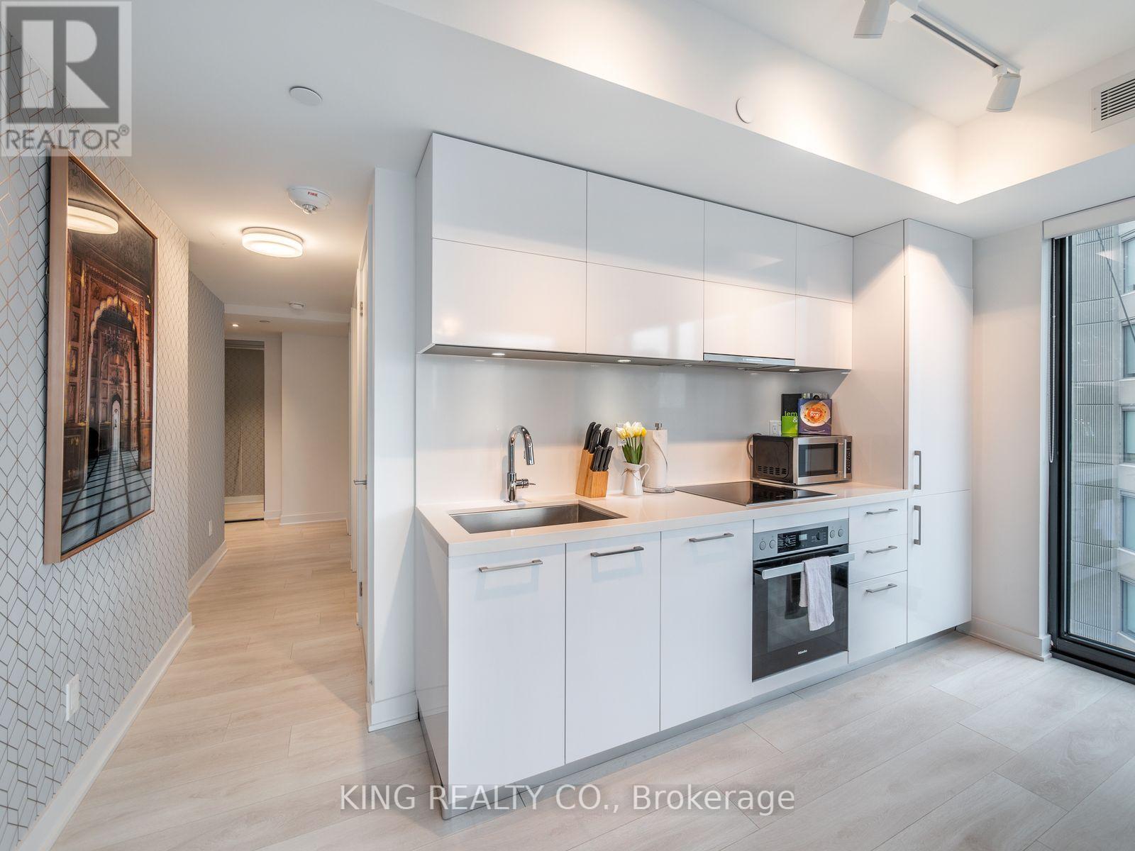 1402 - 188 Cumberland Street, Toronto, Ontario  M5R 2G3 - Photo 15 - C12827908