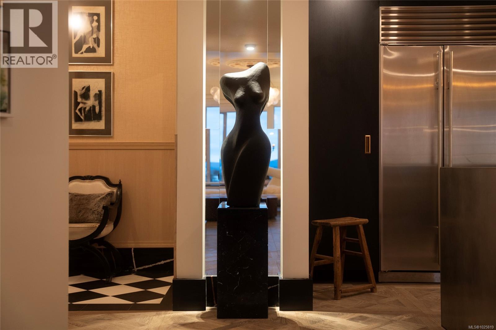 844 203 Kimta Rd, Victoria, British Columbia  V9A 6T5 - Photo 20 - 1025819