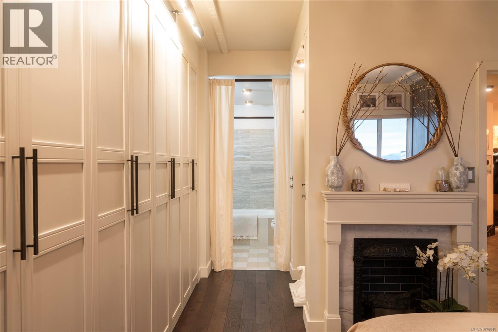 844 203 Kimta Rd, Victoria, British Columbia  V9A 6T5 - Photo 25 - 1025819