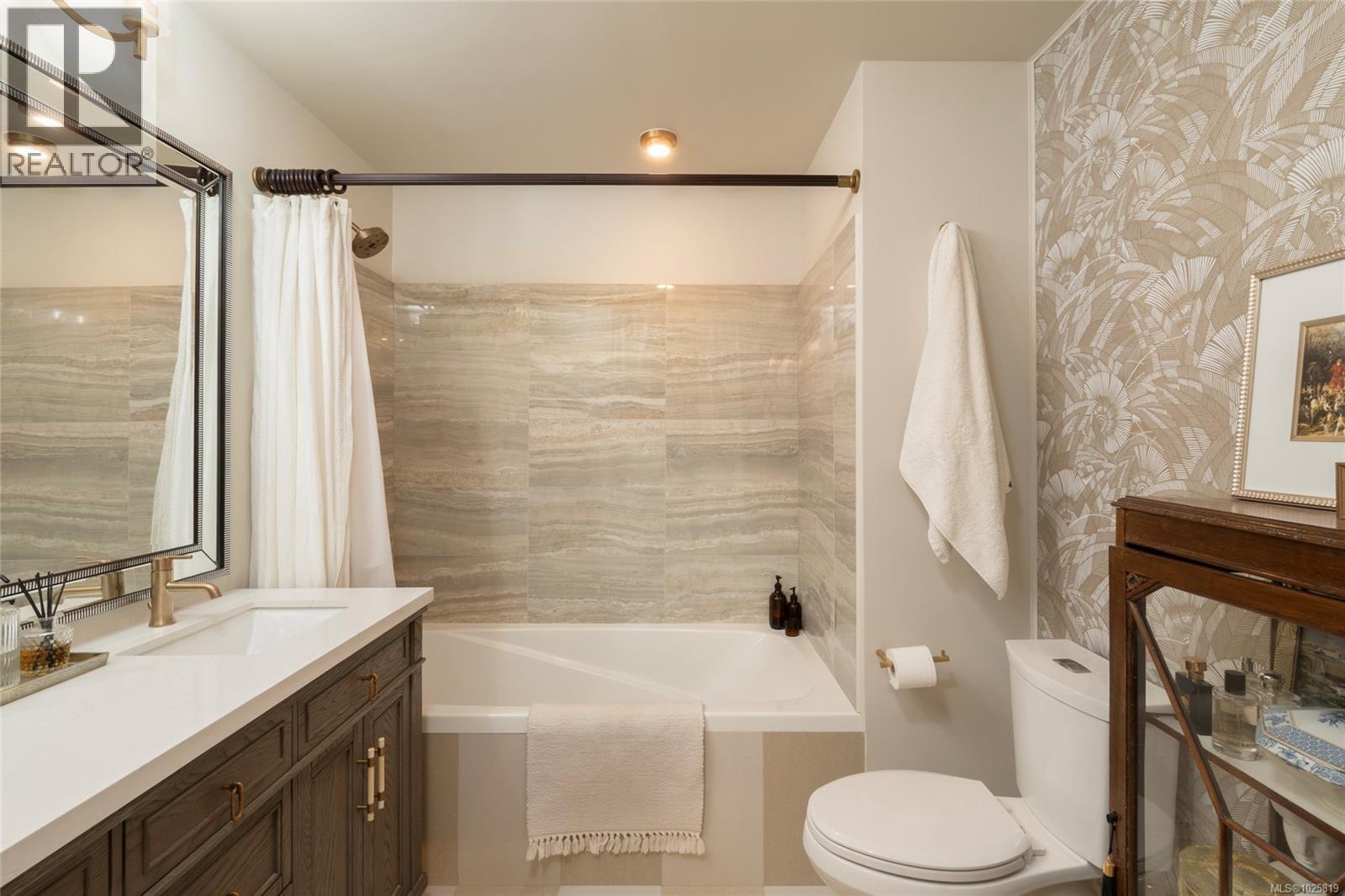 844 203 Kimta Rd, Victoria, British Columbia  V9A 6T5 - Photo 30 - 1025819