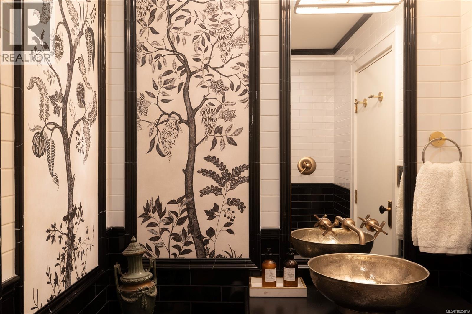 844 203 Kimta Rd, Victoria, British Columbia  V9A 6T5 - Photo 41 - 1025819