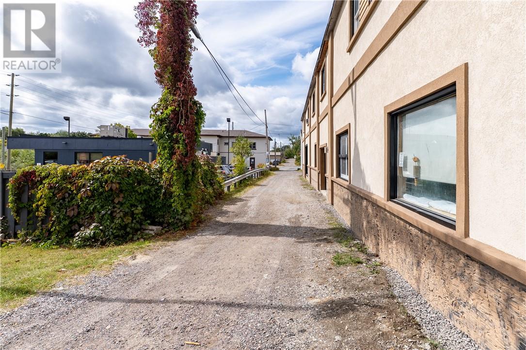 581-A Edna Street, Greater Sudbury, Ontario  P3C 3P1 - Photo 28 - 2124597