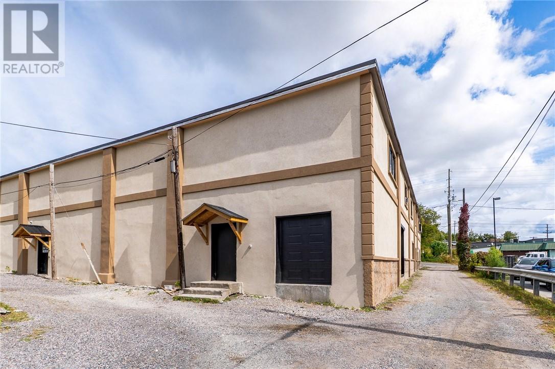 581-A Edna Street, Greater Sudbury, Ontario  P3C 3P1 - Photo 7 - 2124597