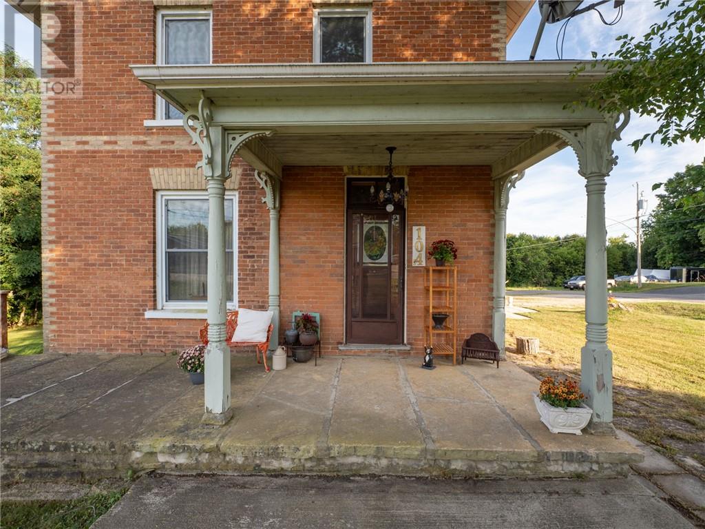 104 Arthur Street, Manitowaning, Ontario  P0P 1N0 - Photo 14 - 2126617