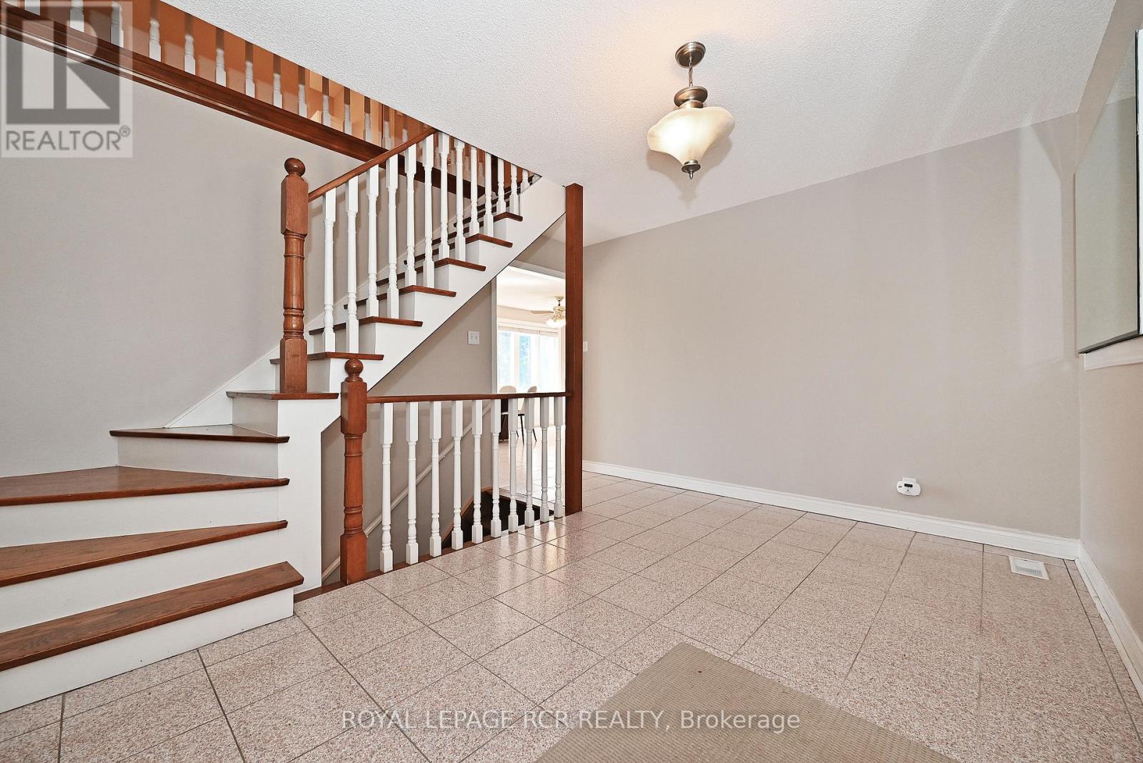 6215 17th Side Road, King, Ontario  L0G 1T0 - Photo 3 - N12827846