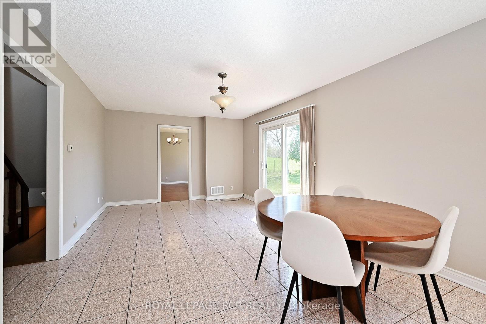 6215 17th Side Road, King, Ontario  L0G 1T0 - Photo 9 - N12827846