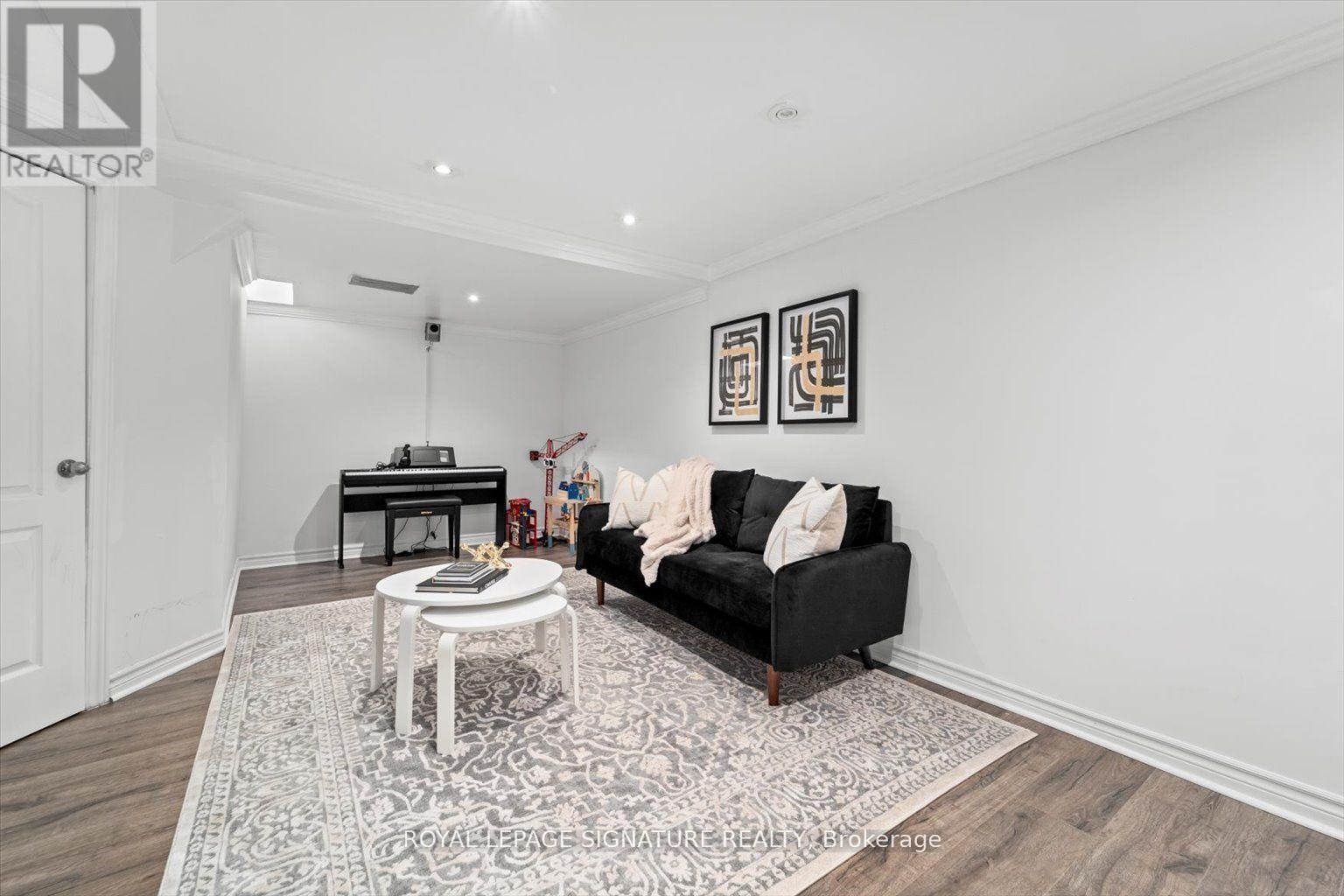 Basement - 70 Silverdart Crescent, Richmond Hill, Ontario  L4E 3T8 - Photo 5 - N12827850