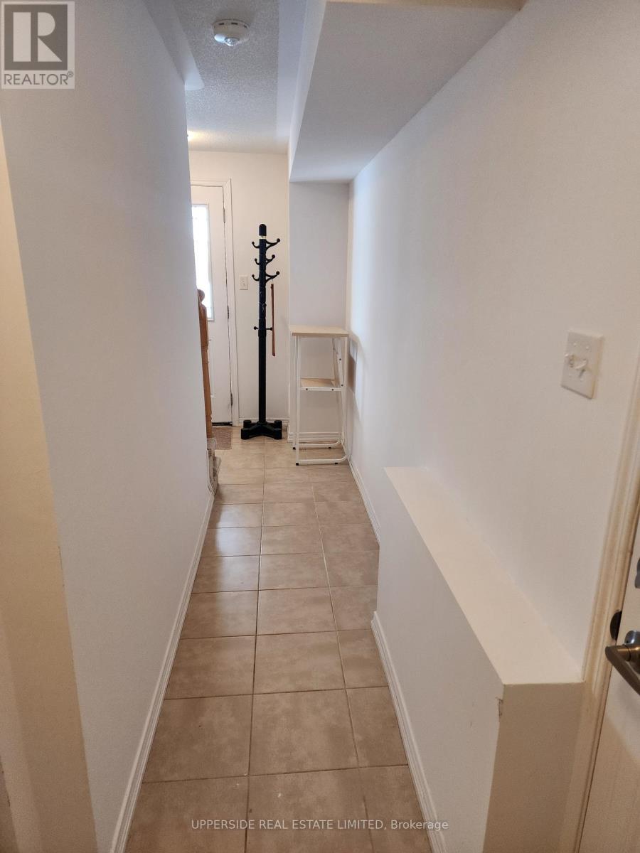 123 Frank's Way, Barrie (Allandale Heights), Ontario  L4N 3J1 - Photo 4 - S12827832