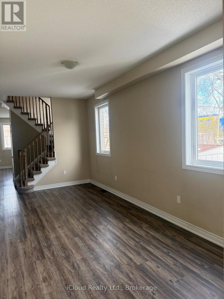 294 Pine Avenue, Oshawa, Ontario  L1J 2H4 - Photo 3 - E12827828