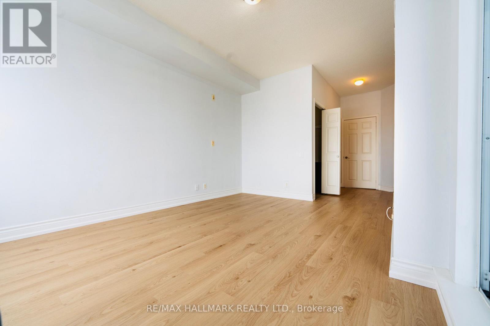 304 - 11121 Yonge Street, Richmond Hill, Ontario  L4C 0S7 - Photo 17 - N12813446