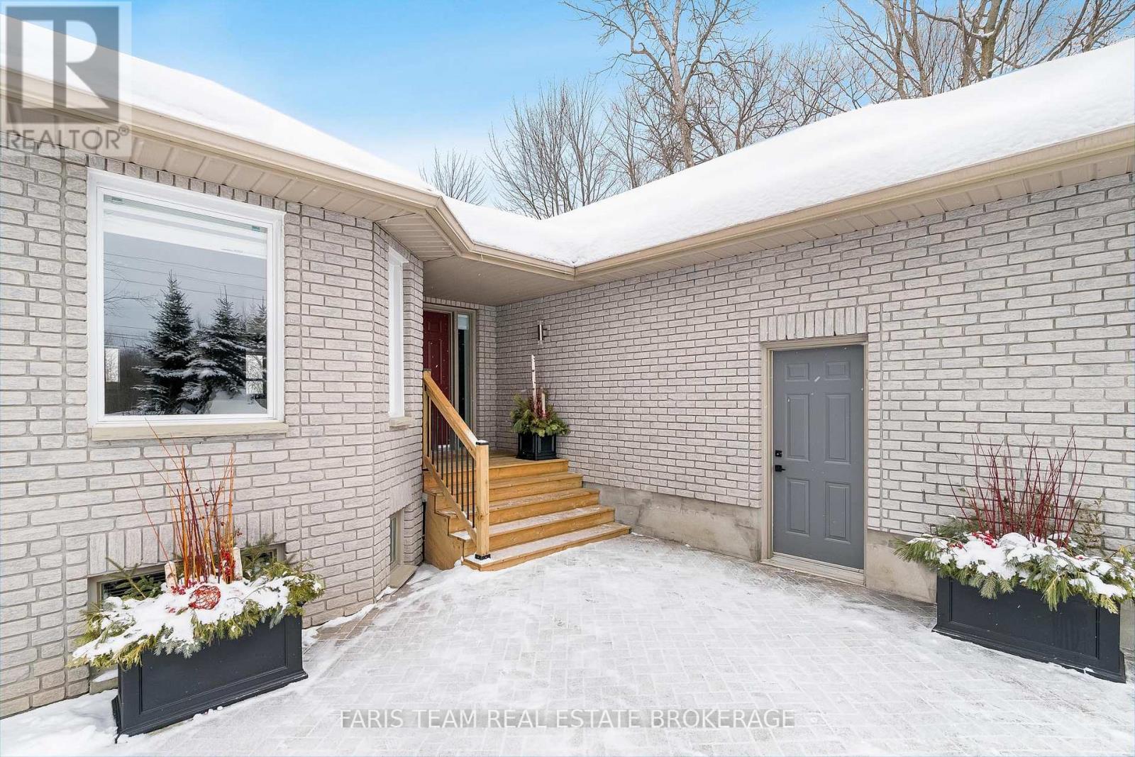 30 Bourgeois Beach Road, Tay, Ontario  L0K 2A0 - Photo 3 - S12814768