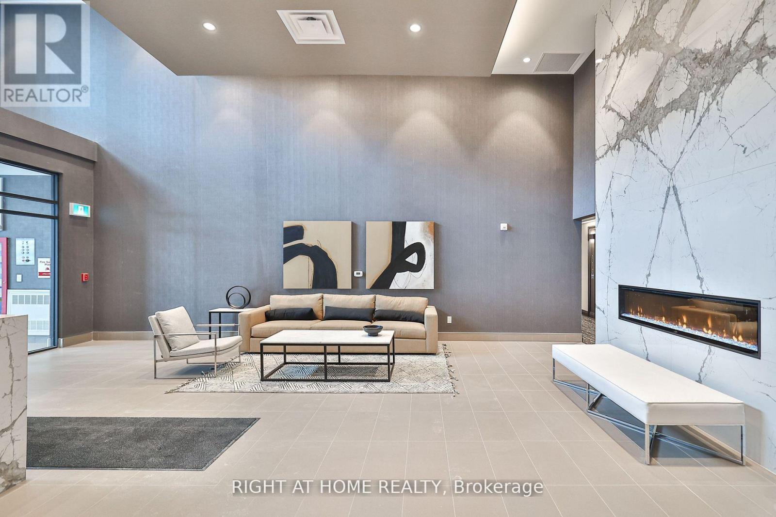 217 - 470 Gordon Krantz Avenue, Milton, Ontario  L9T 2X5 - Photo 4 - W12827936