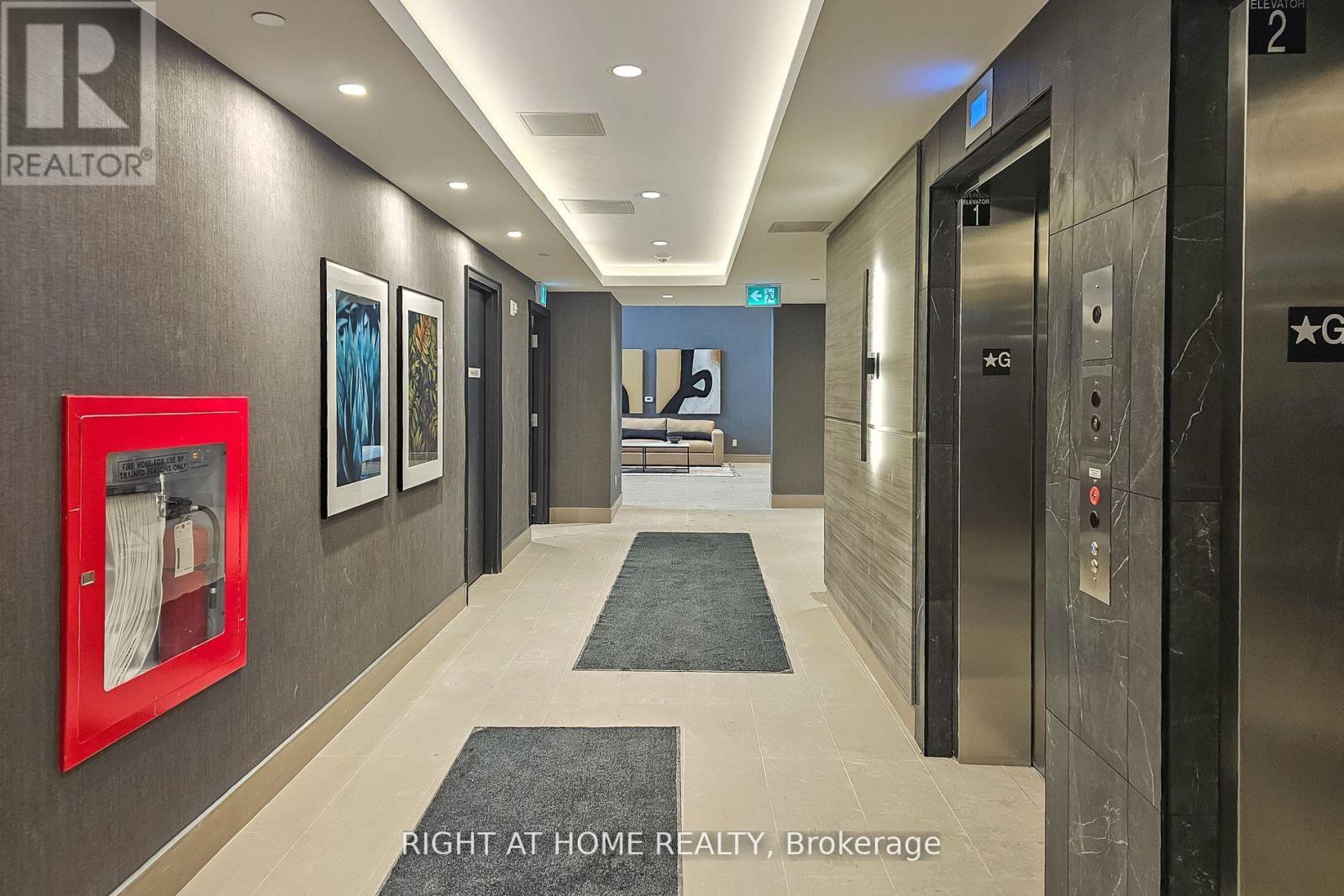 217 - 470 Gordon Krantz Avenue, Milton, Ontario  L9T 2X5 - Photo 5 - W12827936