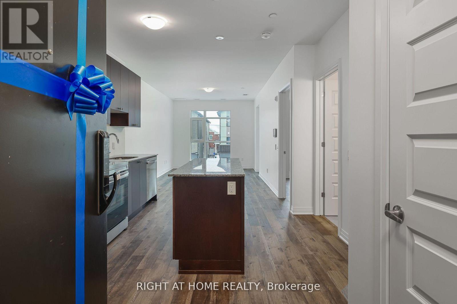 217 - 470 Gordon Krantz Avenue, Milton, Ontario  L9T 2X5 - Photo 6 - W12827936