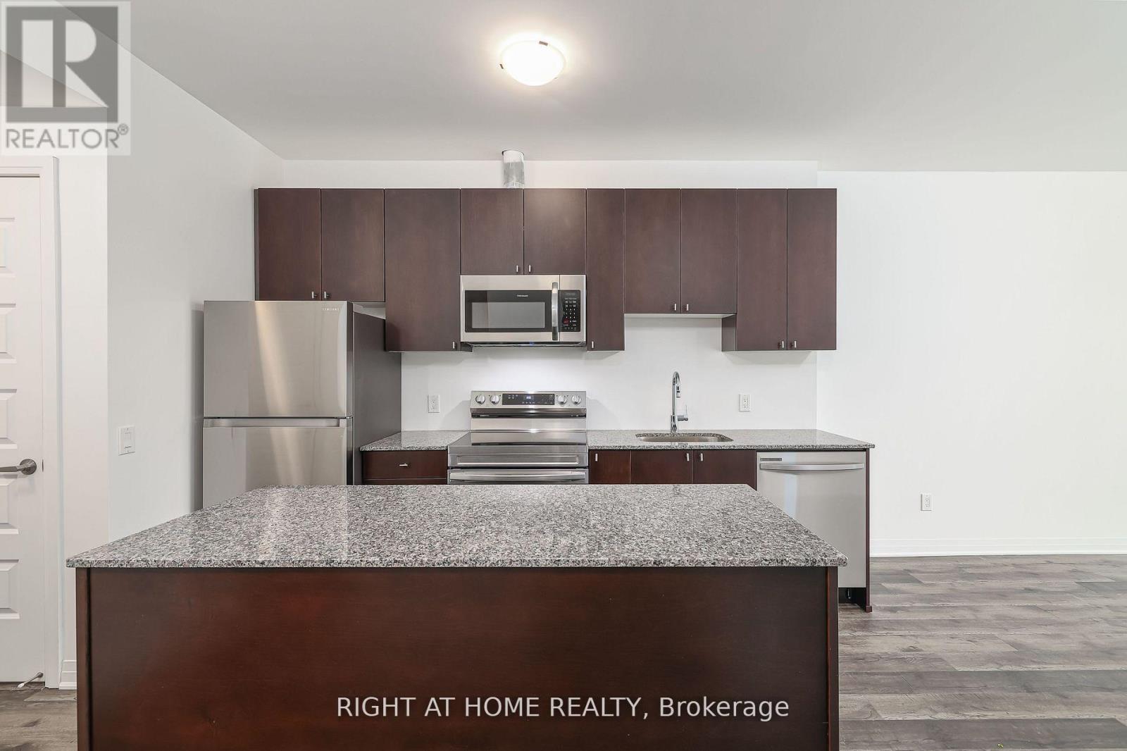 217 - 470 Gordon Krantz Avenue, Milton, Ontario  L9T 2X5 - Photo 8 - W12827936