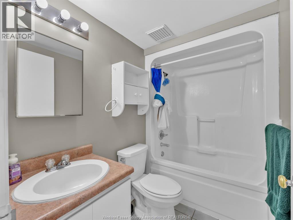 5830 Malden Unit# 103, Lasalle, Ontario N9H 1S4 - Photo 9 - 26004182