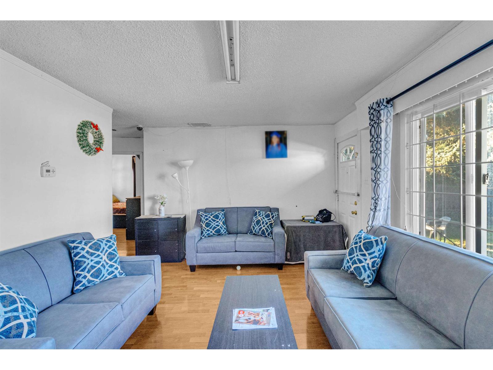 12420 96 Avenue, Surrey, British Columbia  V3V 1X1 - Photo 1 - R3094206