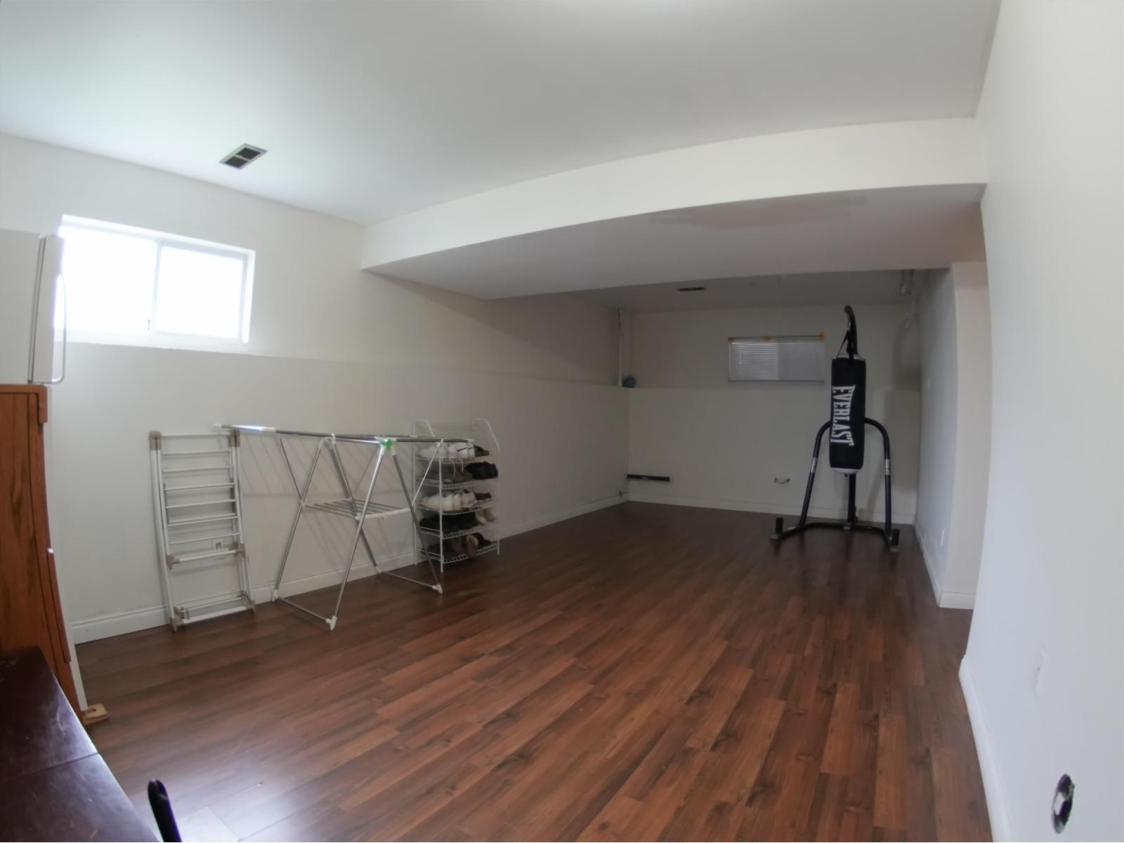 2854 Gardner Court, Abbotsford, British Columbia  V2T 5H9 - Photo 8 - R3093114