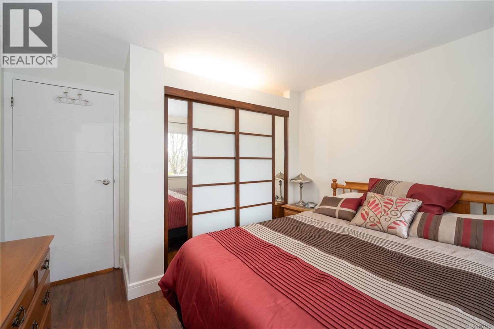 109 105 Gorge Rd E, Victoria, British Columbia V9A 6Z2 - Photo 11 - 1027120