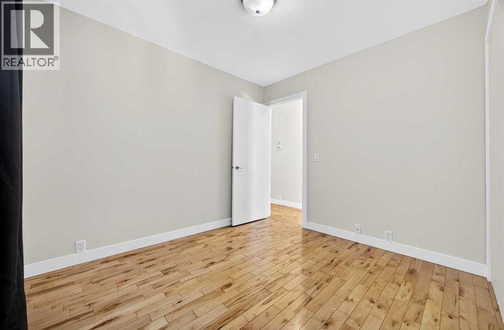 128 Bermuda Drive Nw, Calgary, Alberta  T3K 1H8 - Photo 29 - A2286966