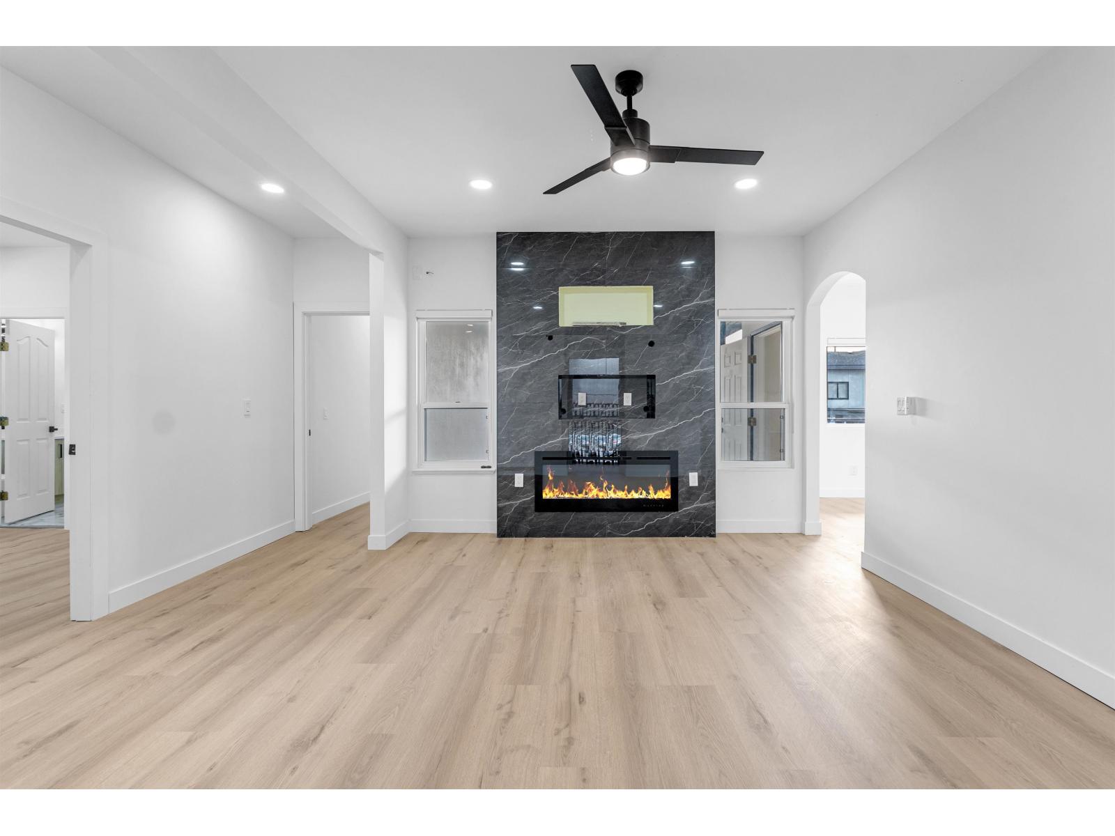 13114 73a Avenue, Surrey, British Columbia  V3W 2R7 - Photo 5 - R3089794