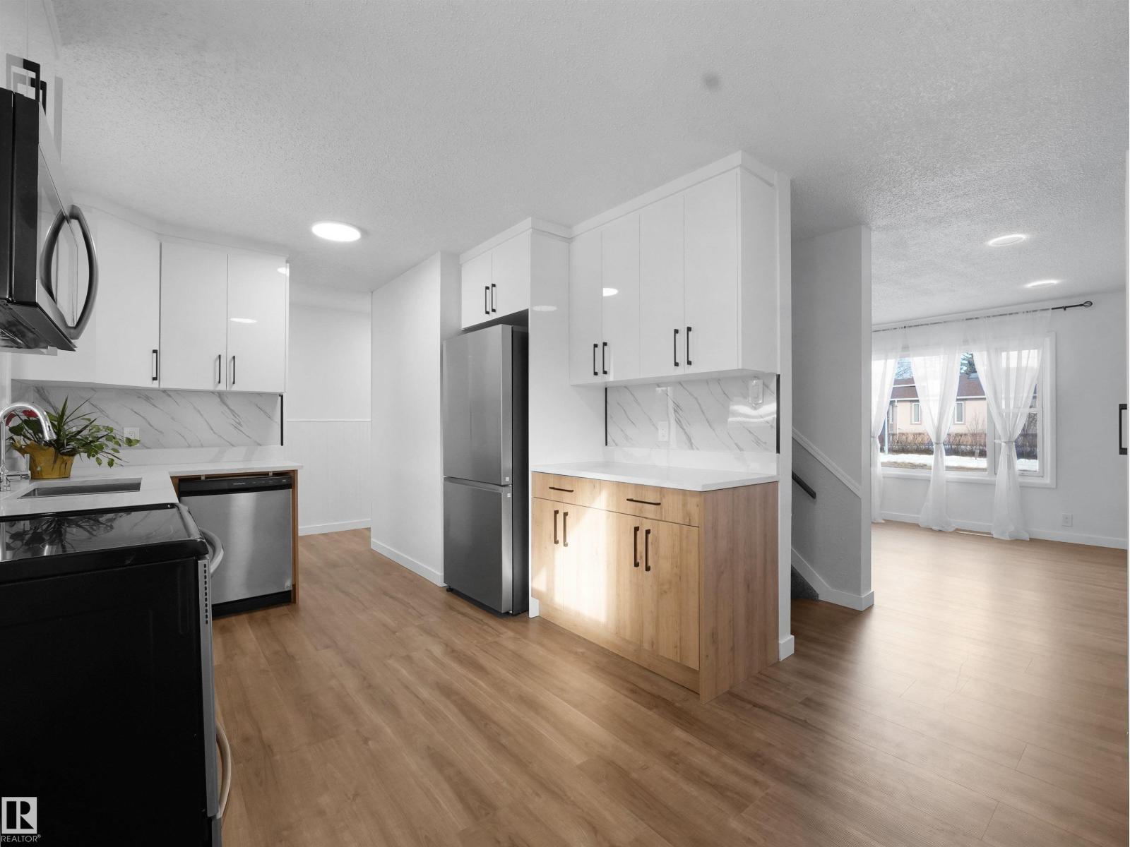 10329 132 Av Nw, Edmonton, Alberta  T5E 0Y8 - Photo 5 - E4474021