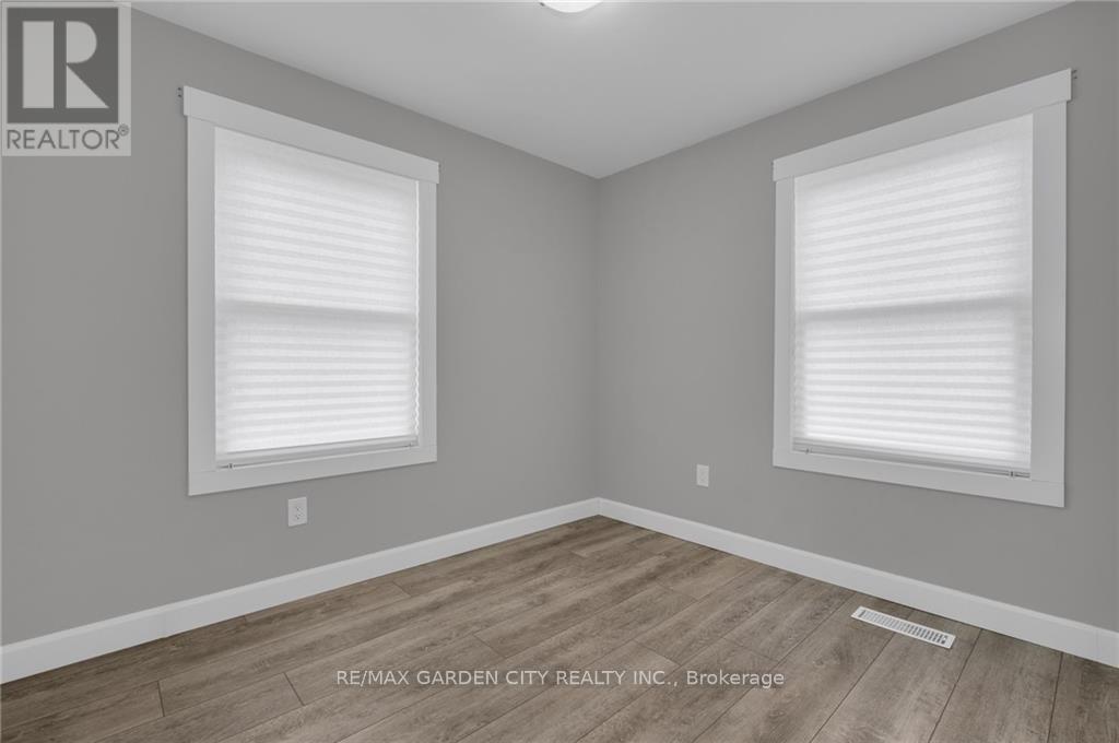 Main - 27 St George Street, St. Catharines, Ontario  L2M 5P4 - Photo 14 - X12827930