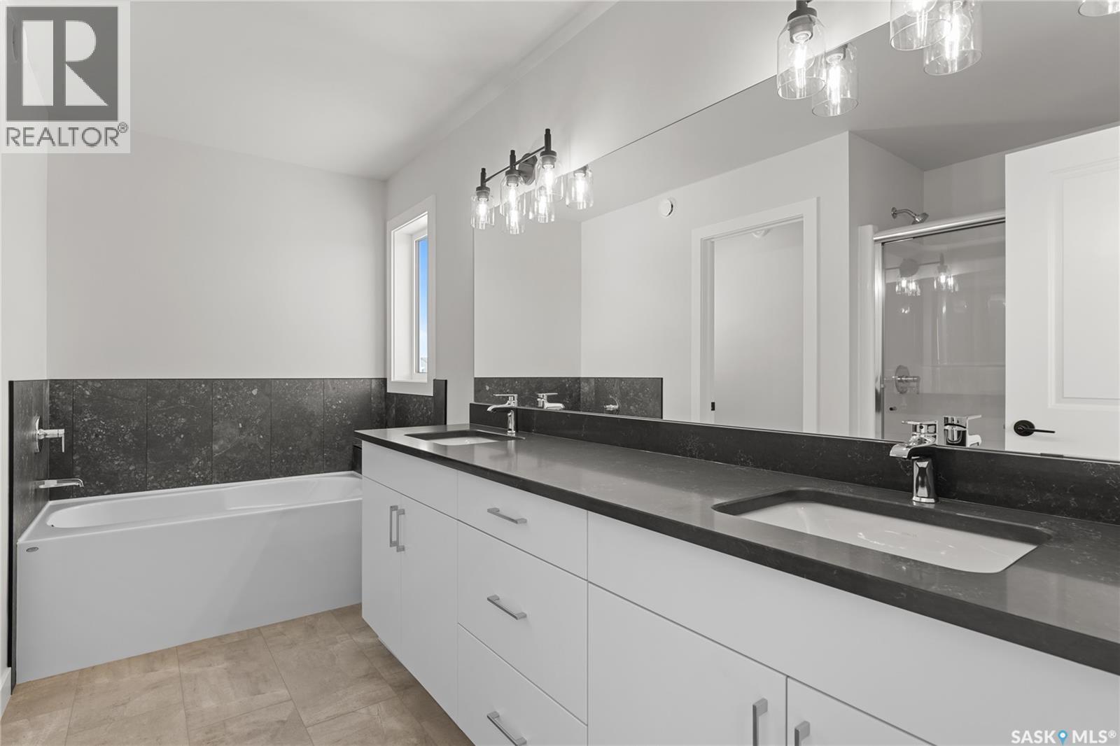 934 Brighton Gate, Saskatoon, Saskatchewan  S7V 1S6 - Photo 31 - SK029332